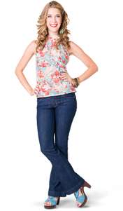Modelo Com Roupa Floral E Jeans Moda Png Grátis Para Baixar