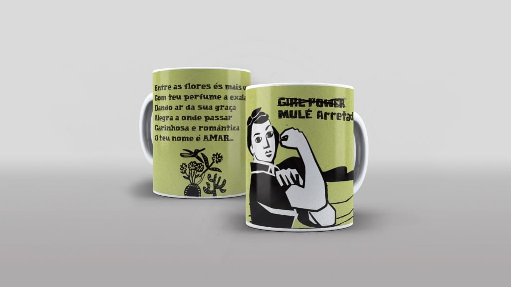 ARTE PARA CANECA CANECA ENTRE AS FLORES ÉS MAIS UMA COM TEU PERFUME A EXALAR DANDO AR A SUA-749