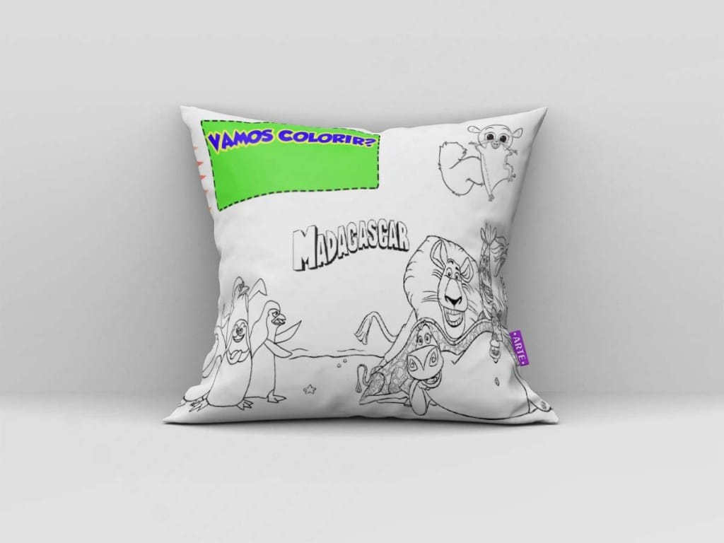 ARTE PARA ALMOFADA VAMOS COLORIR - MADAGASCAR-3907