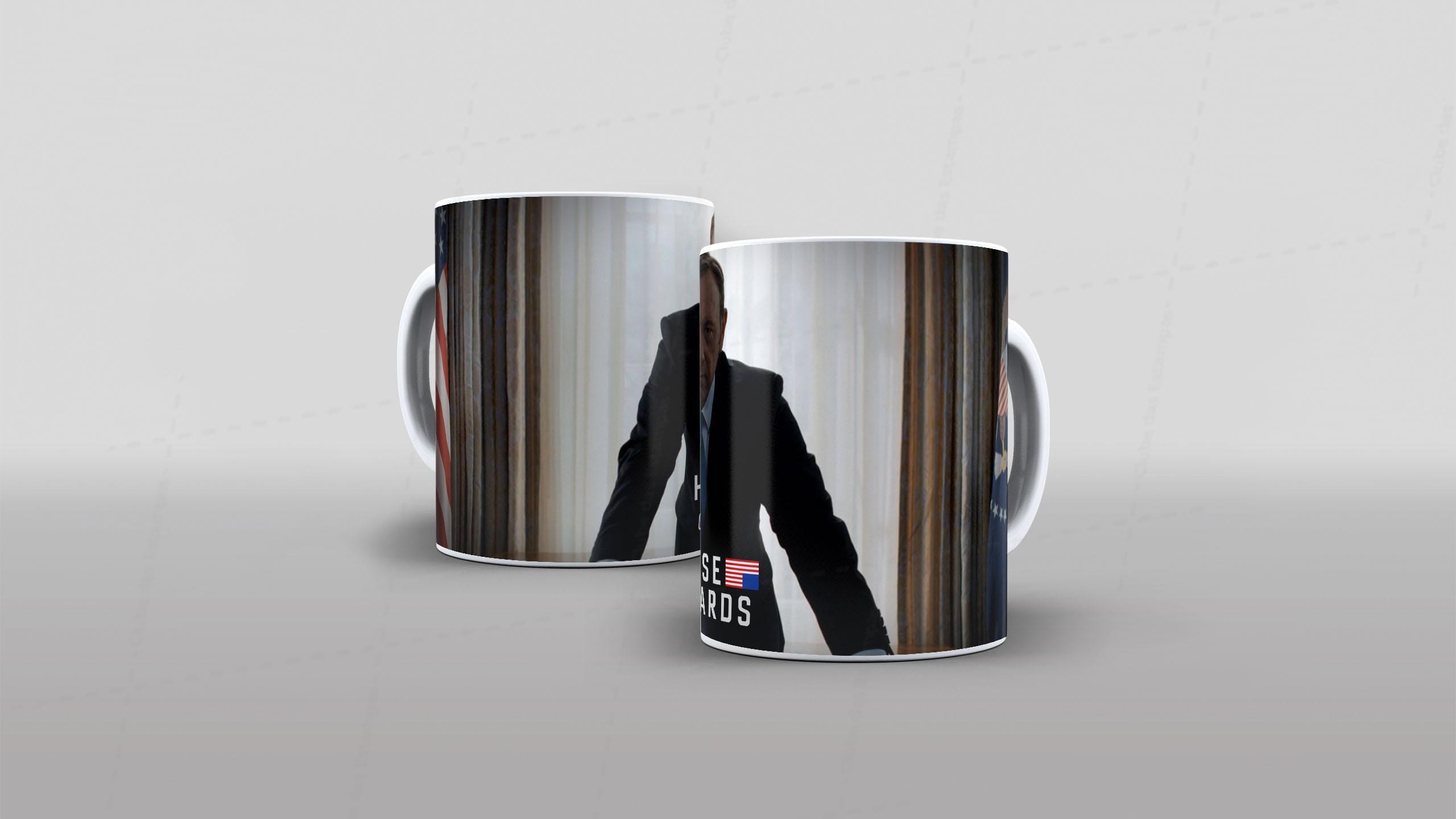 HOUSE OF CARDS (4-6895